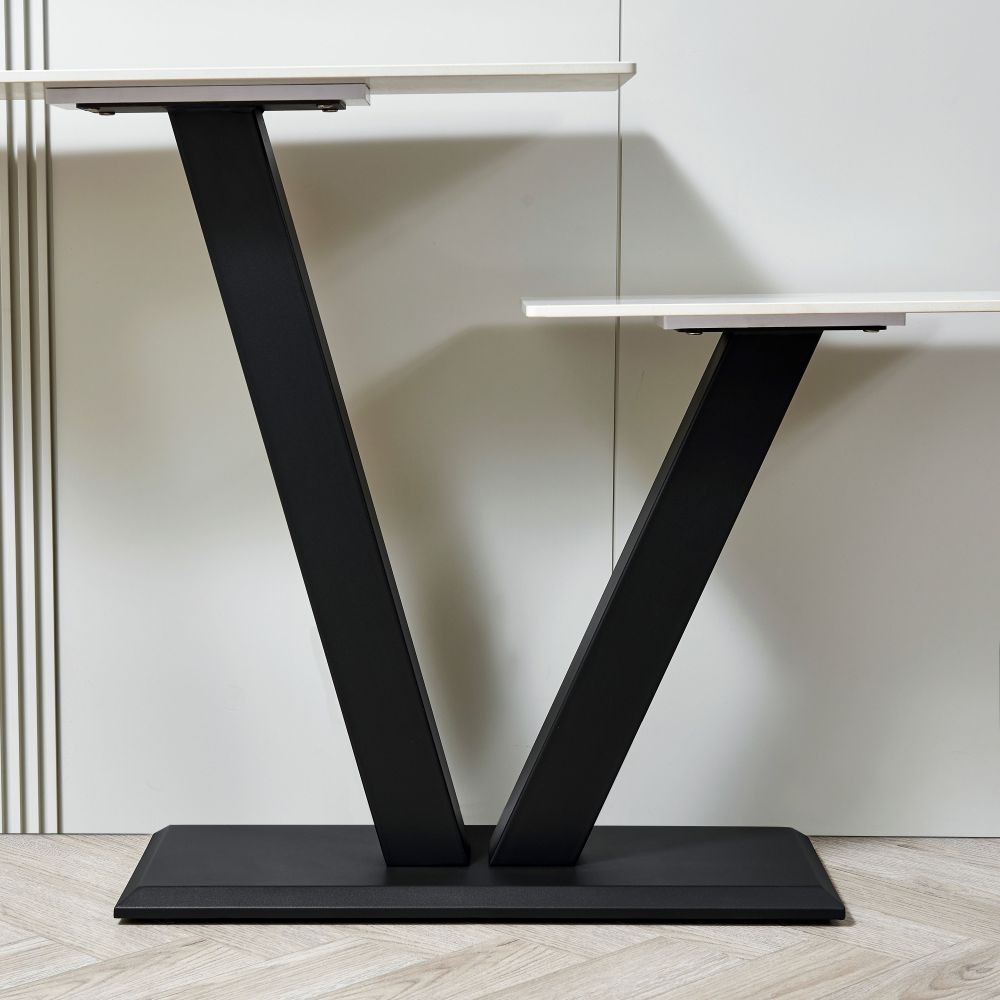 Shelton Accent Table, Black