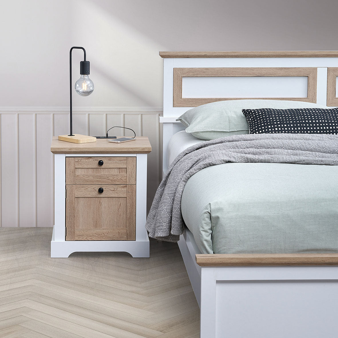 Chana Nightstand